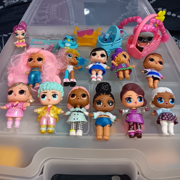 RARE LOL SURPRISE HUGE DOLL LOT - Picture 3 of 4